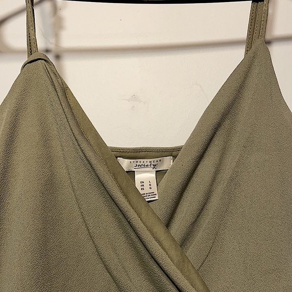 Streetwear Society Flowy Cocktail Dress - Picture 2 of 3